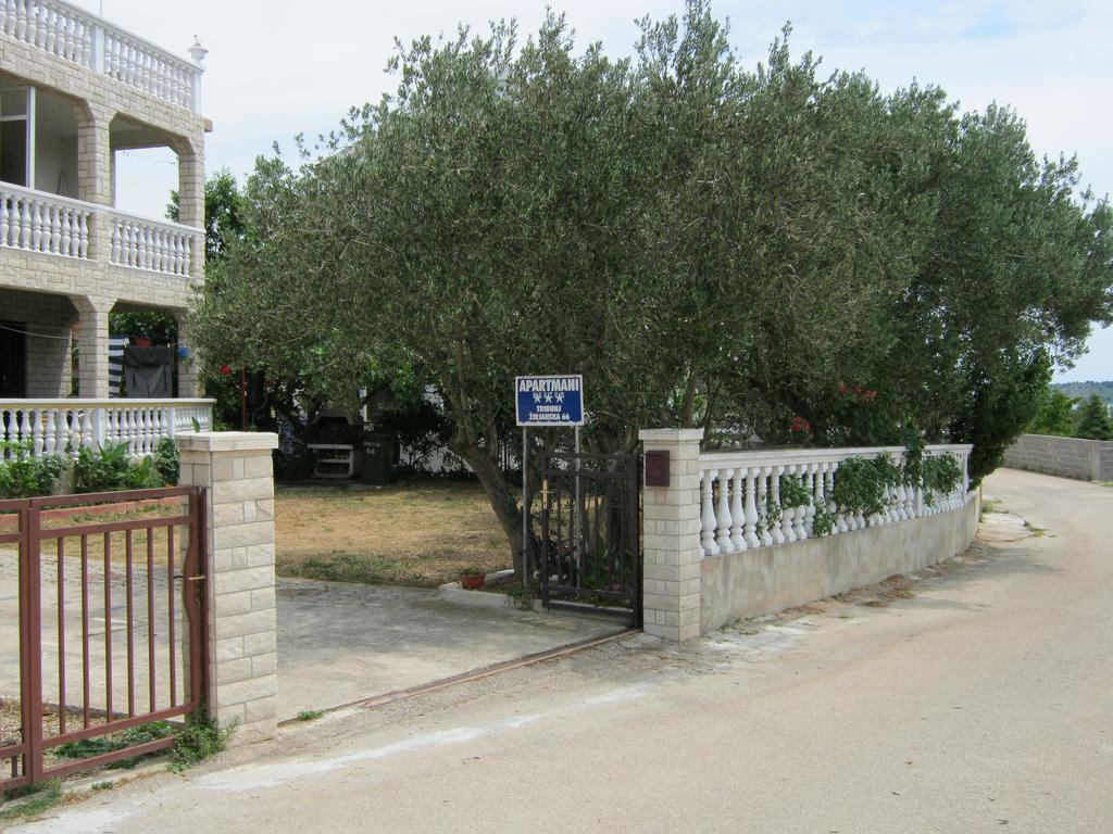 Tribalj Apartments Nestor מראה חיצוני תמונה